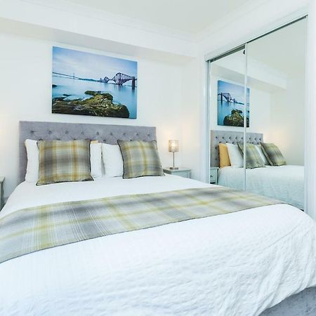 אדינבורו Luxury City Centre Apartment מראה חיצוני תמונה